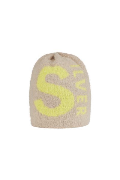  Fashionable beanie with intarsia lettering made from hairy yarn