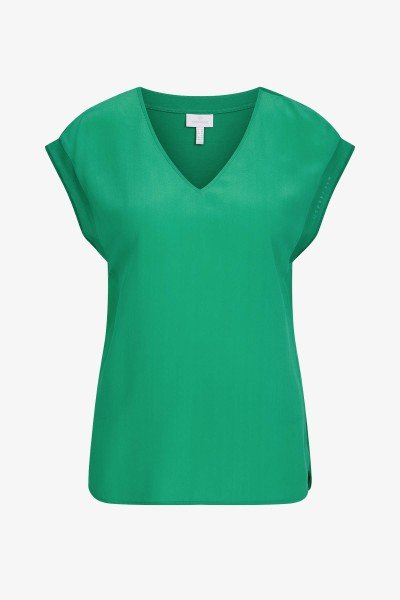 T-shirt with dropped shoulder