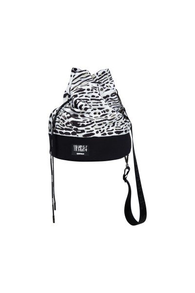 Casual bag with trendy animal prints