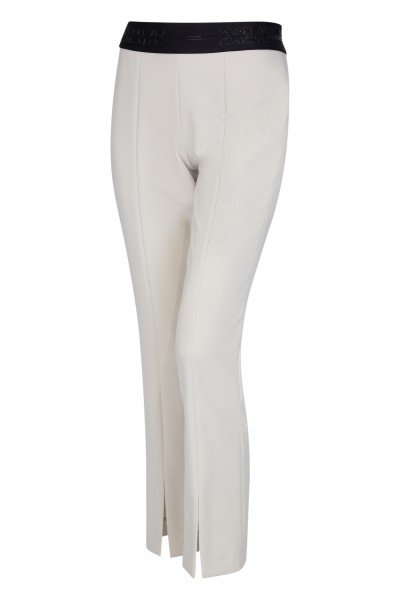 Straight trousers with ankle slit 