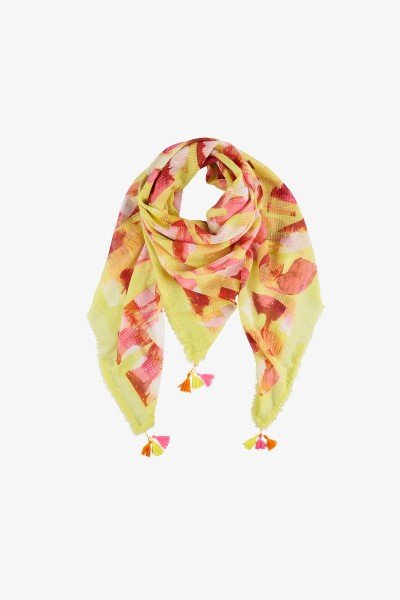 Scarf with ethnic prints
