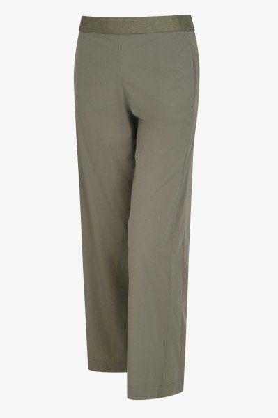 wide stretch trousers 