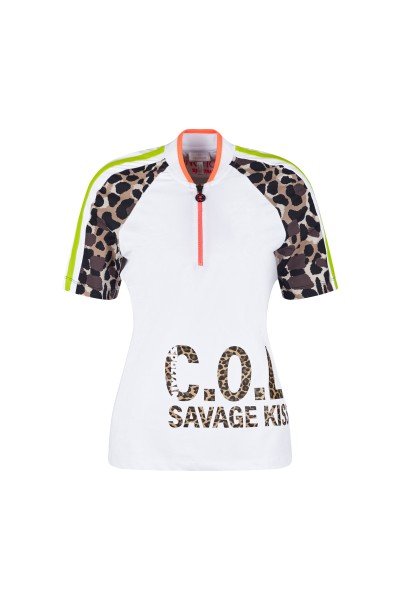 Fashionable golf shirt with ¾ sleeve and trendy leopard print