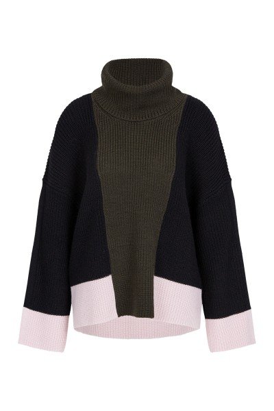 Oversized jumper with color block effect