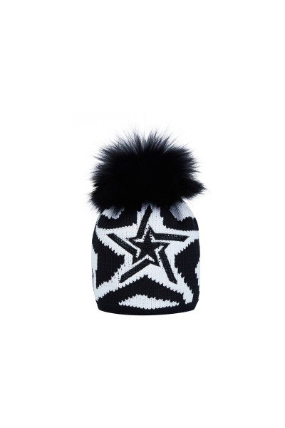 Chunky knit hat with real fur pom pom and star pattern