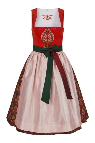 Charming dirndl with elaborate embroidery