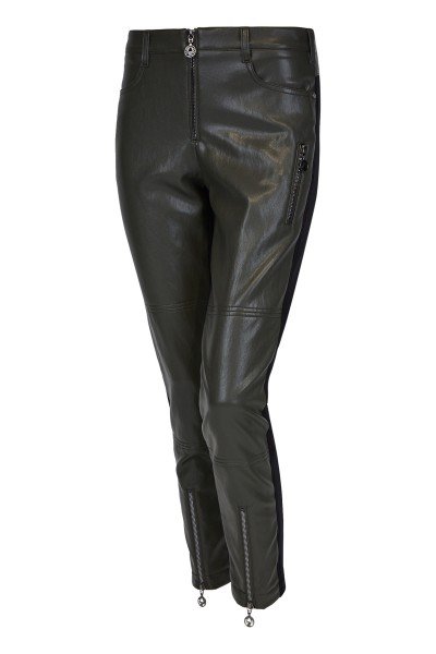 Leather trousers in a 7/8 length