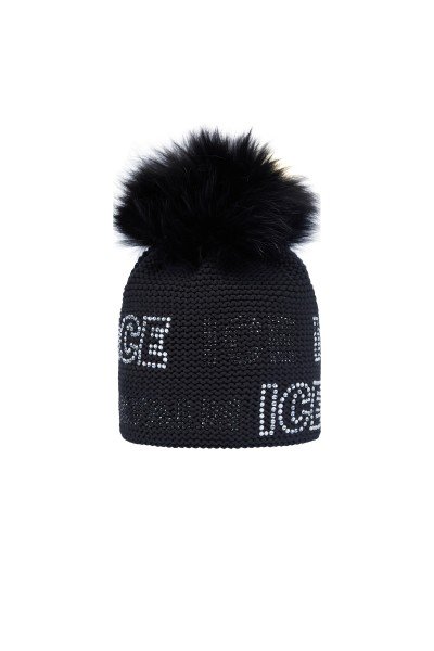 Chunky knit hat with lettering motif made of rhinestones