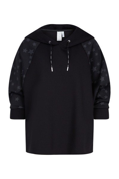 Hoody with an oversized shape