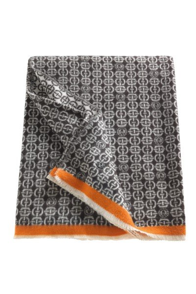 Cosy blanket with graphic Sportalm all-over pattern