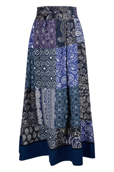 Ankle length viscose skirt with all-over bandana print