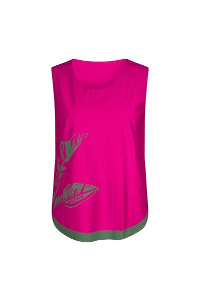 Layered-look sleeveless blouse with fashionable transfer