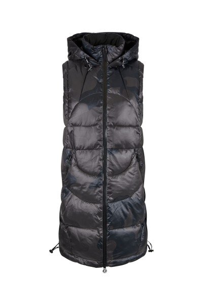 Sporty quilted vest with a casual all-over camouflage print